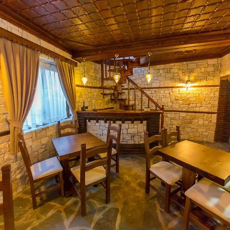 Heraklis Hotel Берат Экстерьер фото