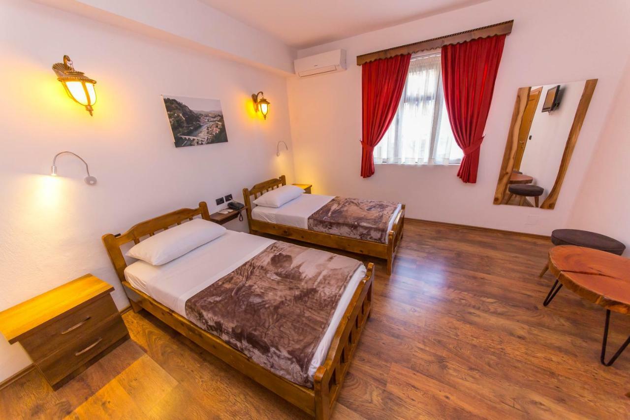 Heraklis Hotel Берат Экстерьер фото