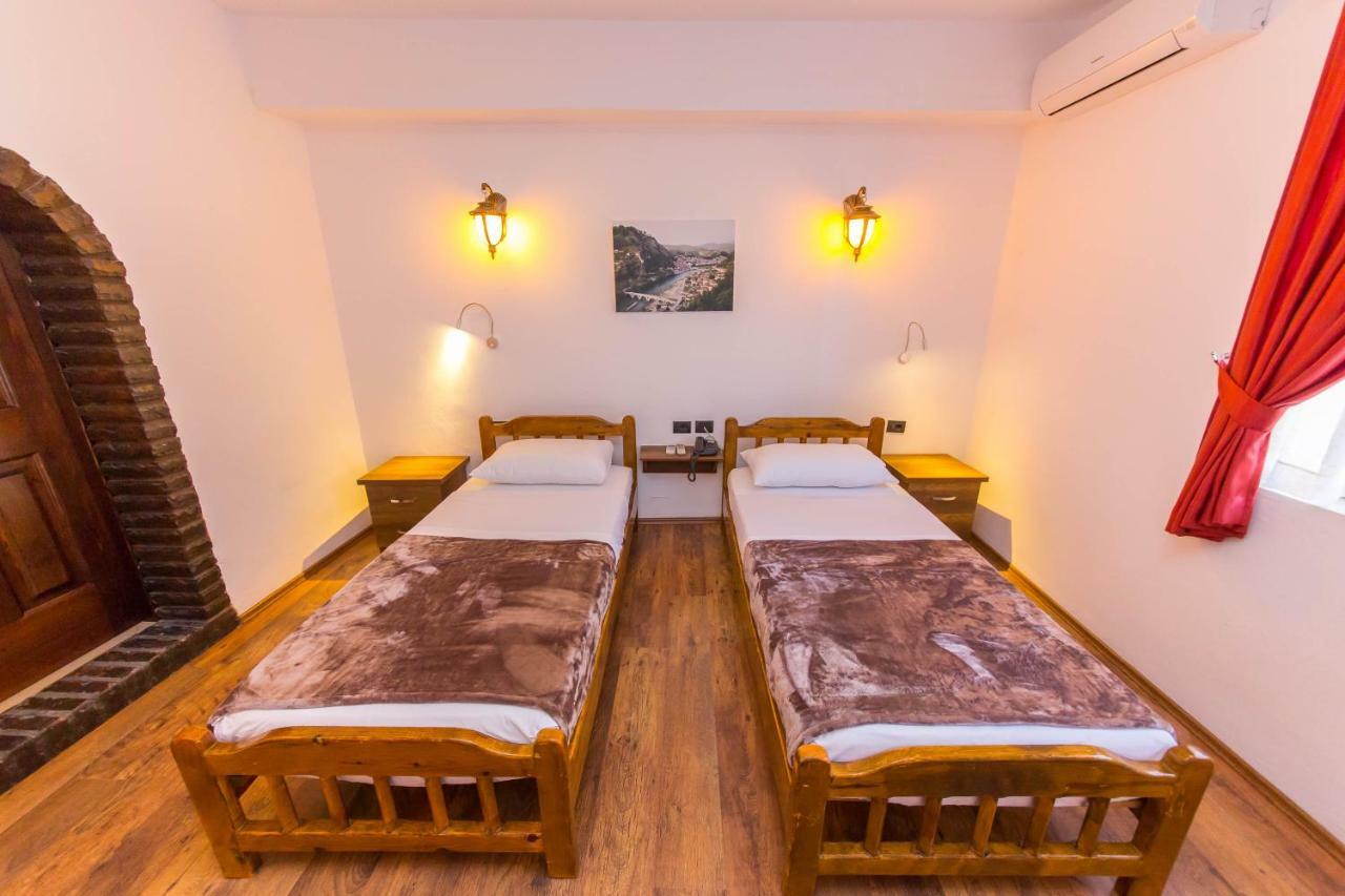 Heraklis Hotel Берат Экстерьер фото